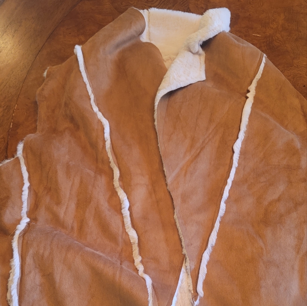 IT Girl Tan Light Brown Off White Faux Shawl Vest